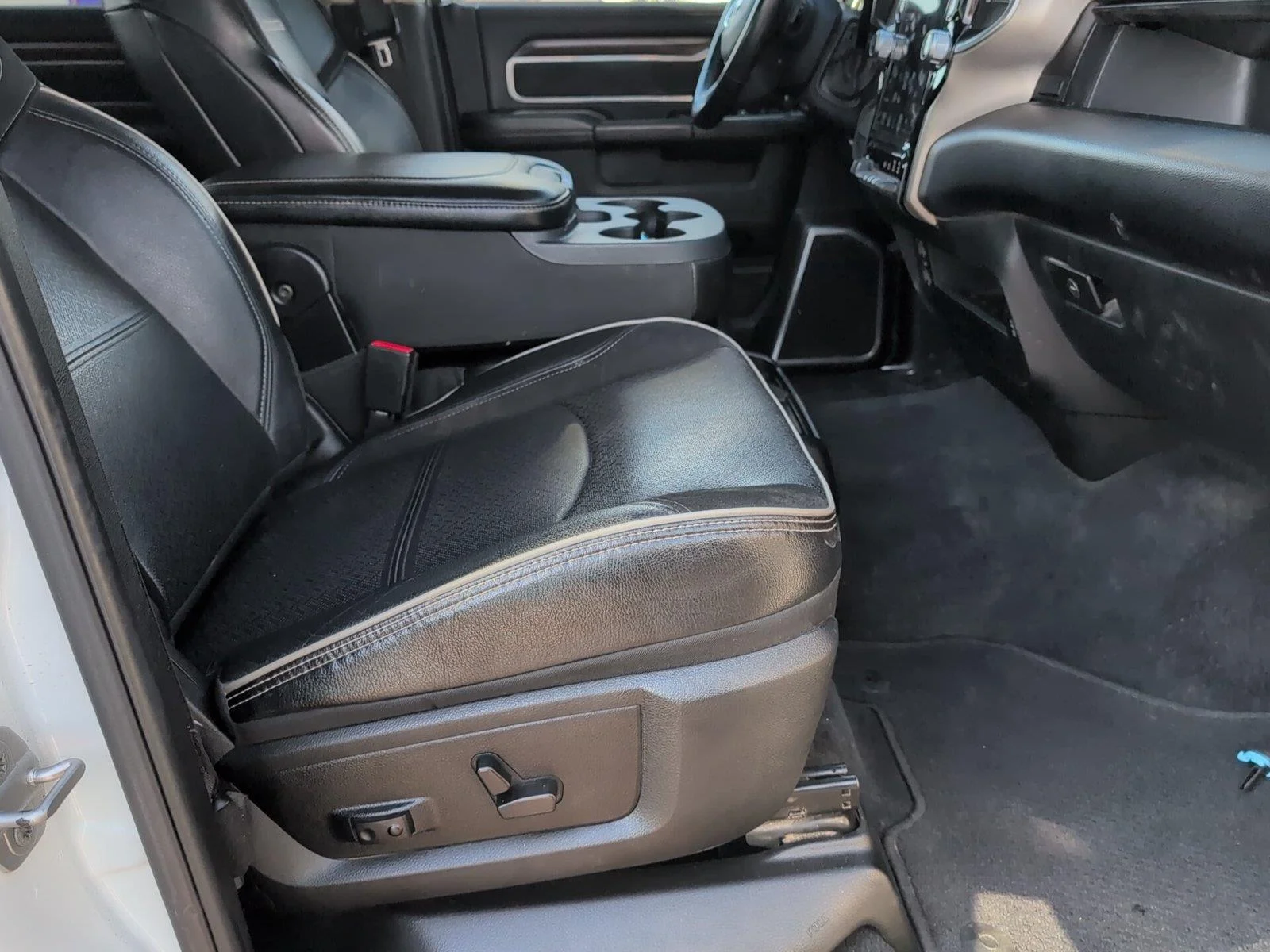 Used 2024 Bright White Clearcoat Ram Laramie image 41