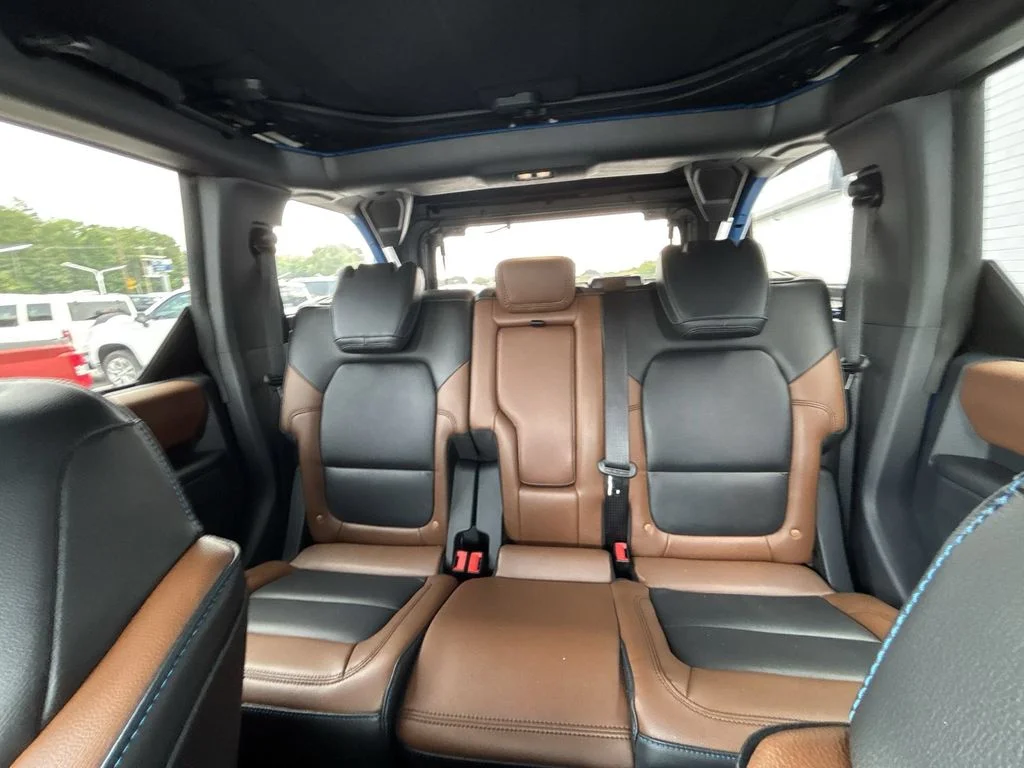 Used 2024 Blue Ford Outer Banks image 25