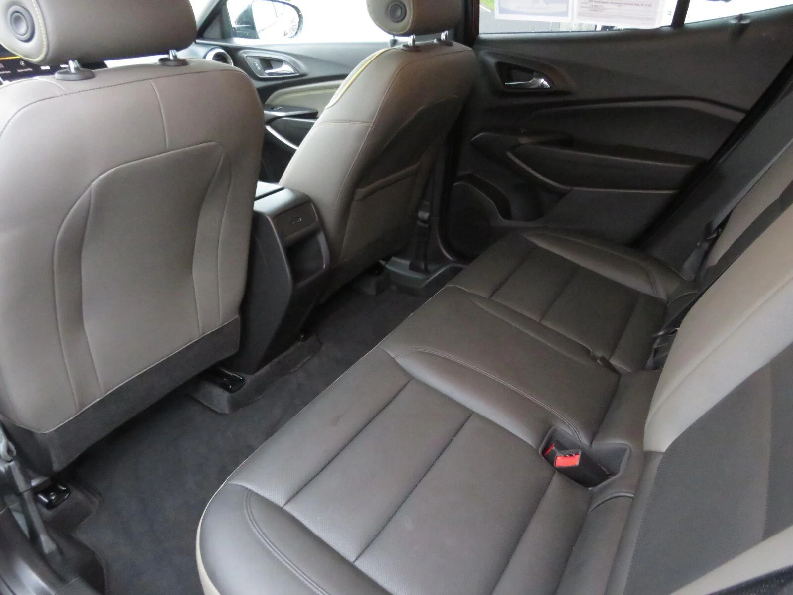 Used 2024 Crimson Metallic Chevrolet ACTIV image 25