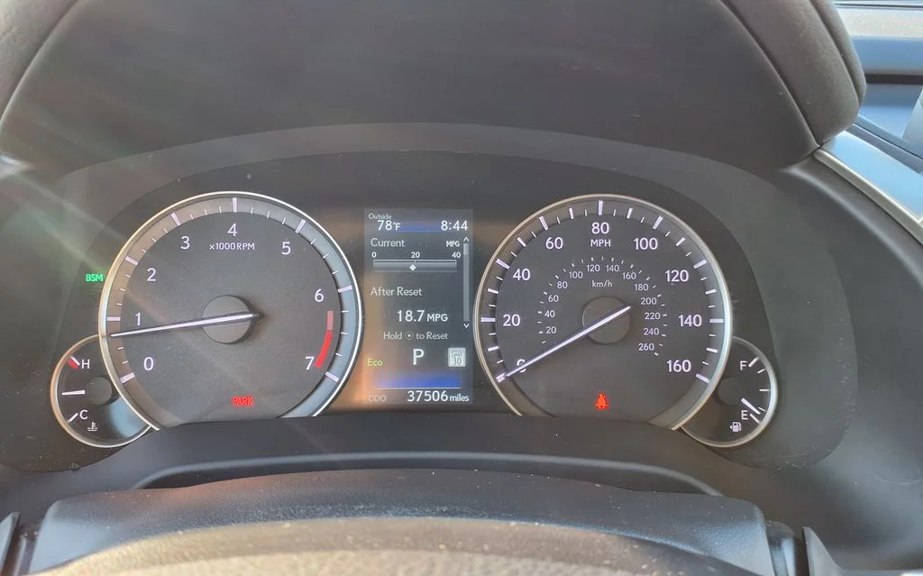 Used 2021 White Lexus 350 image 32