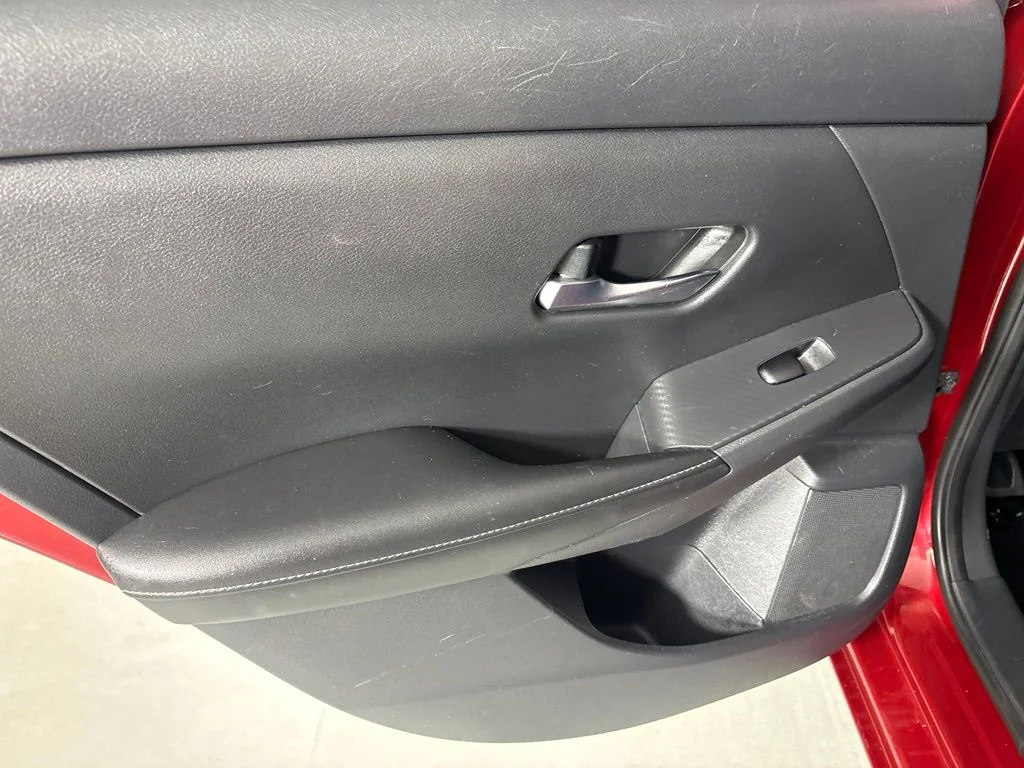 Used 2021 Red Nissan SV image 34
