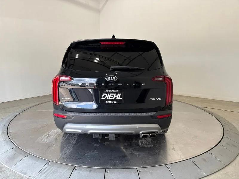 Used 2021 Black Kia SX image 6