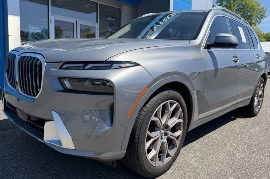 2024 BMW X7 xDrive40i's photo