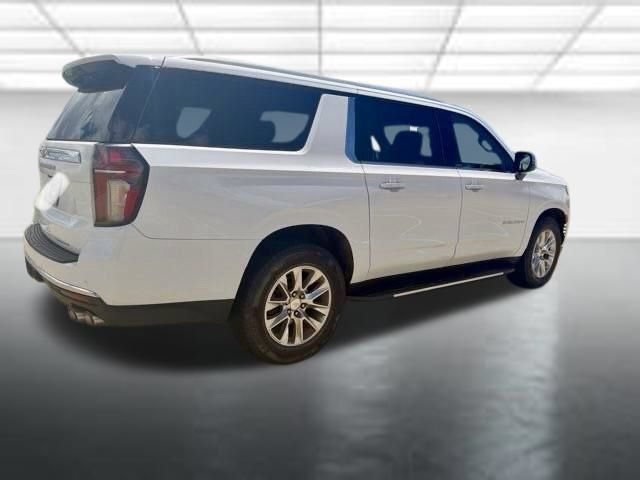 Used 2022 Summit White Chevrolet Premier image 3