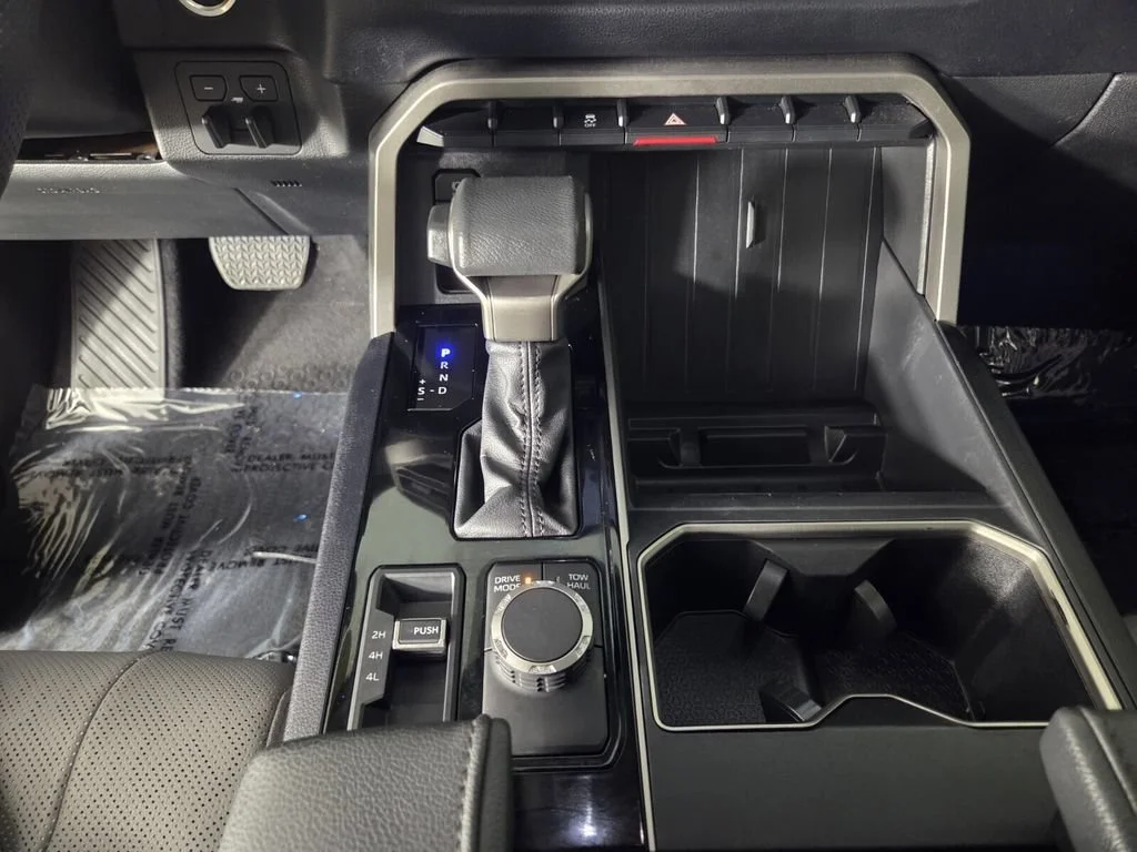 Used 2024 Ice Toyota SR5 image 12