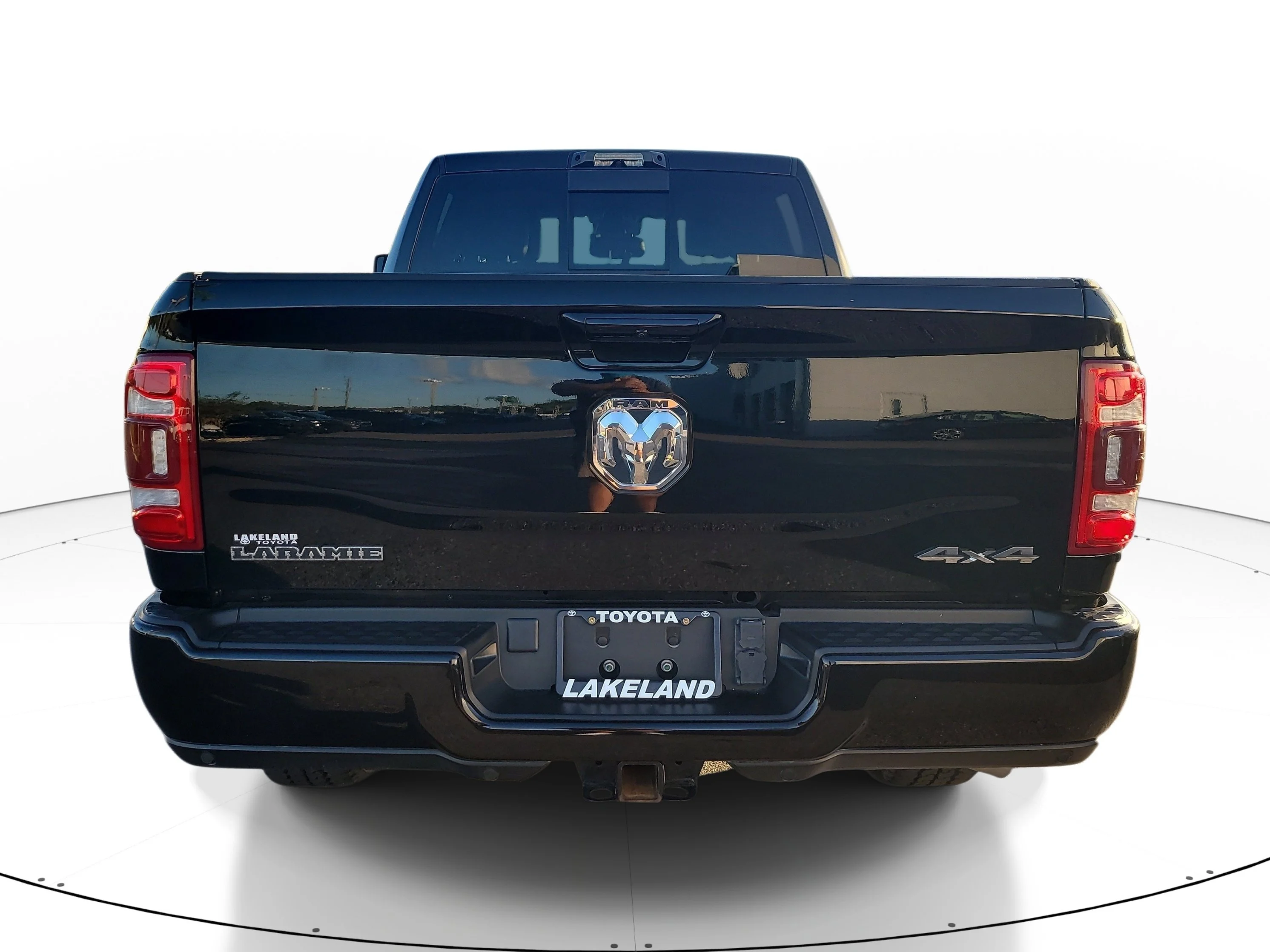 Used 2024 Diamond Black Crystal Pearlcoat Ram Laramie image 5