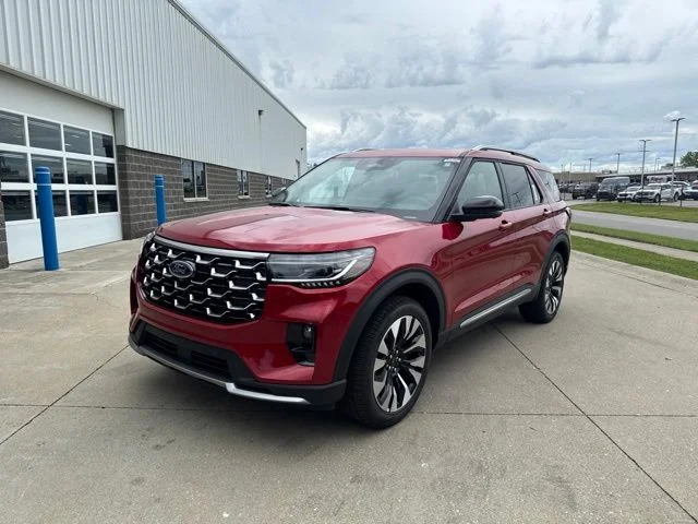 New 2026 Rapid Red Metallic Tinted Clearcoat Ford Platinum™ image 10
