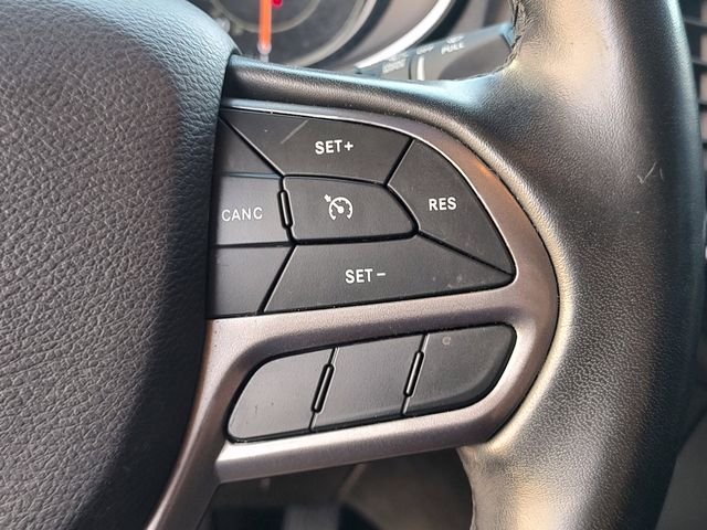 Used 2021 Gray Jeep Latitude Lux image 20