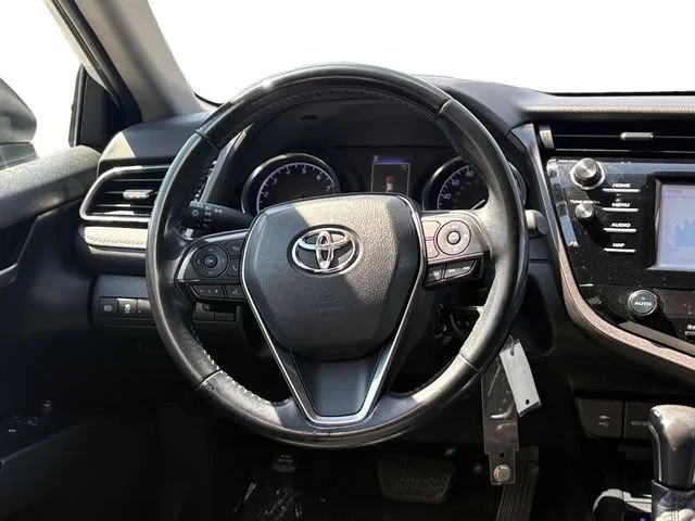 Used 2019 White Toyota SE image 15