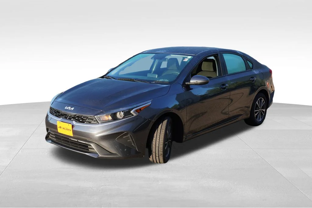 Used 2023 Gravity Gray Kia LXS image 11