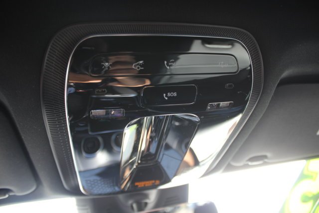 Used 2025 White Mercedes-Benz GLC 300 image 12