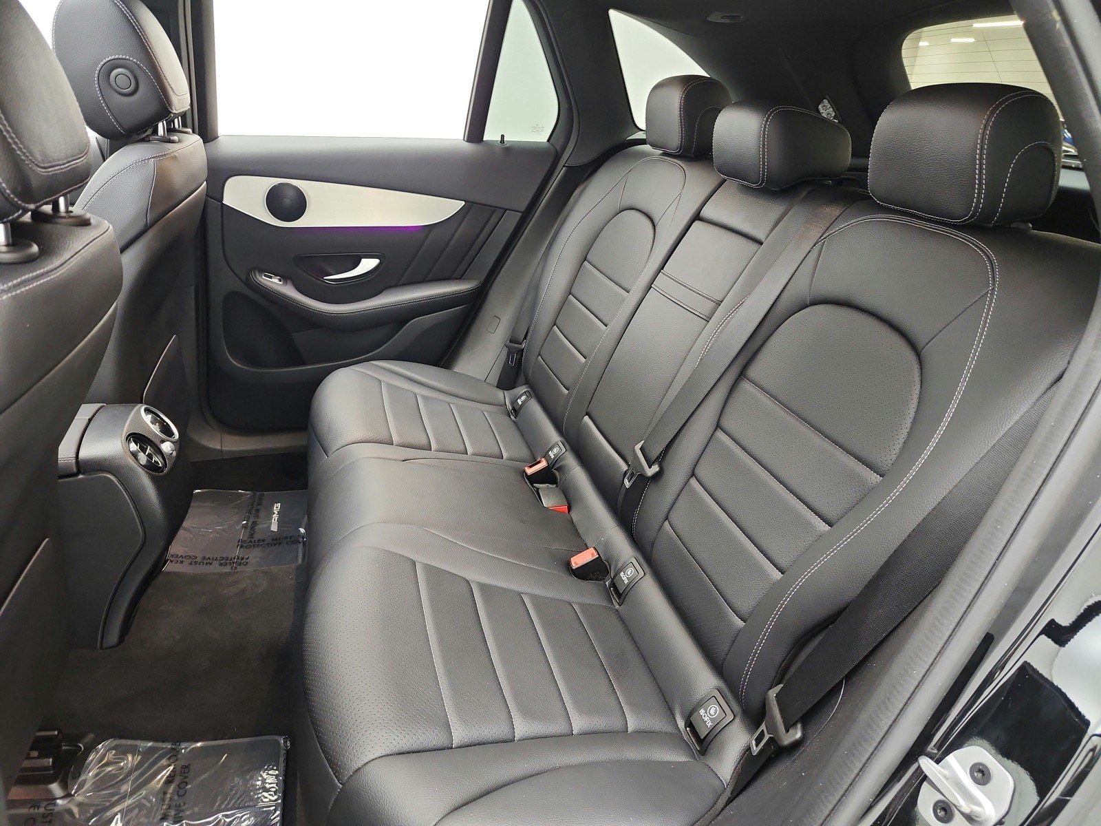 Used 2022 Black Mercedes-Benz GLC 300 SUV image 13