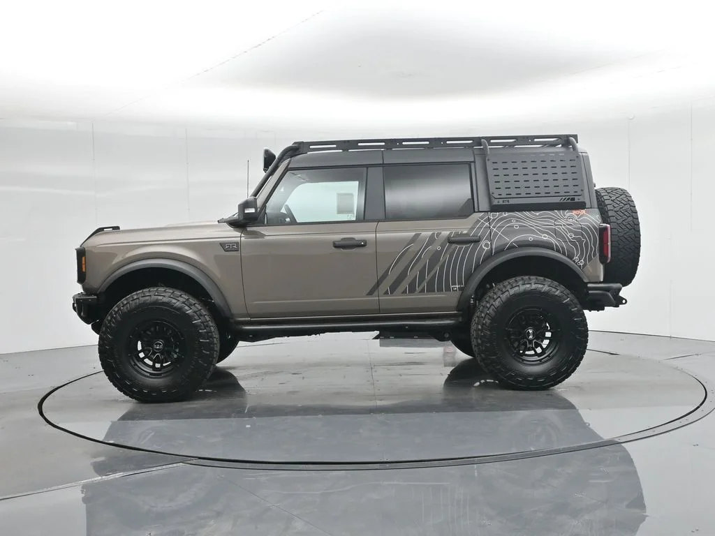 New 2025 Marsh Gray Ford Badlands image 34