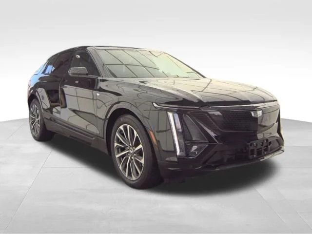 Used 2024 Black Cadillac Sport image 4