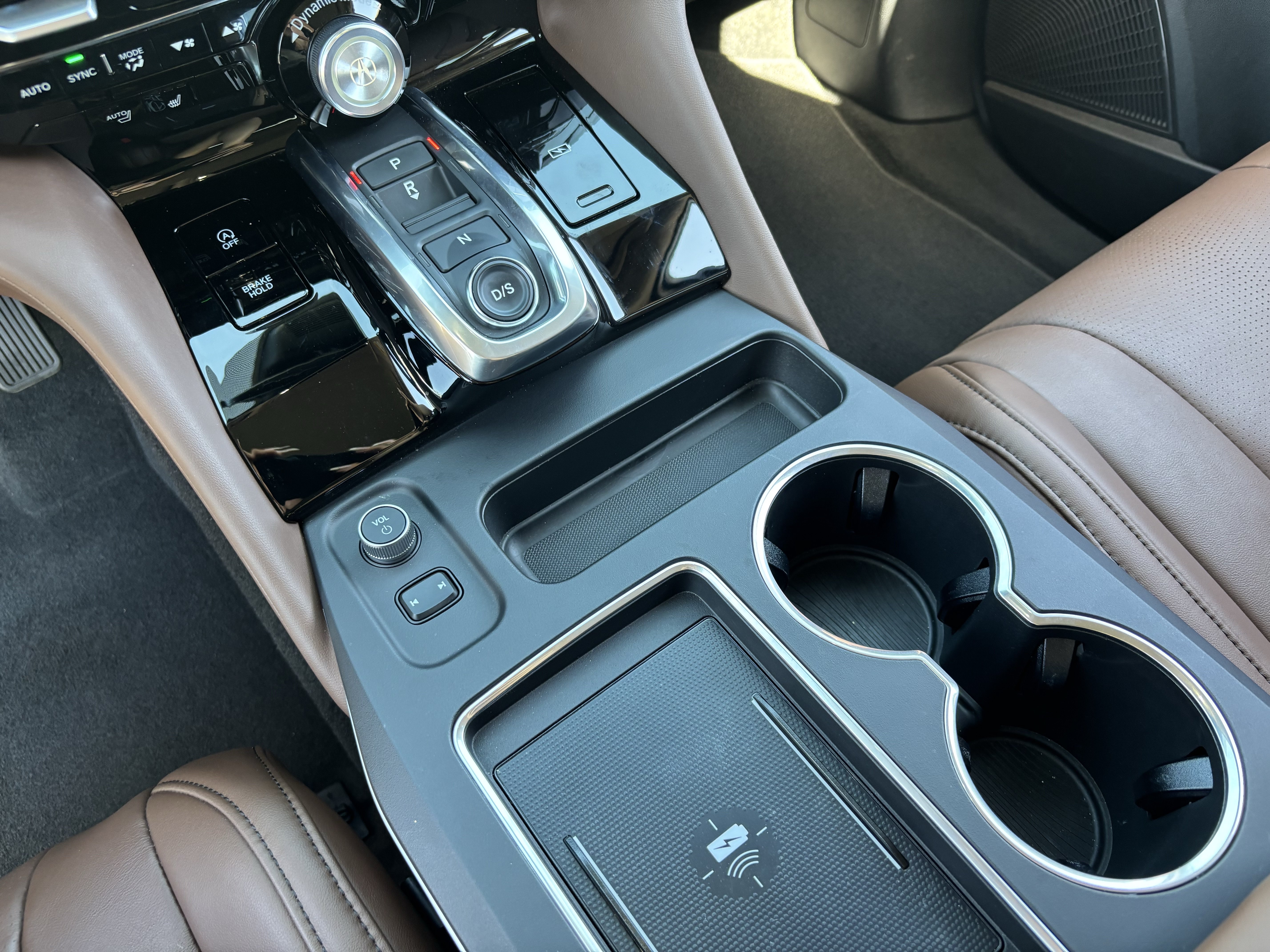 Used 2025 Gray Acura w/Technology Package image 25