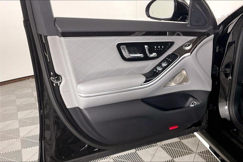 2026 Mercedes-Benz S-Class S 580 - Photo 15
