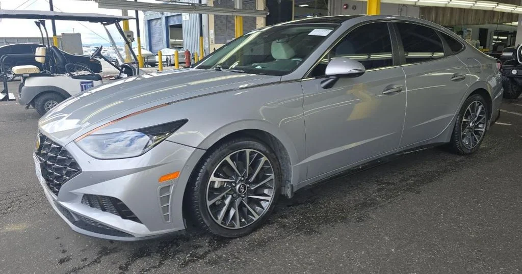 2023 Hyundai Sonata Limited's photo