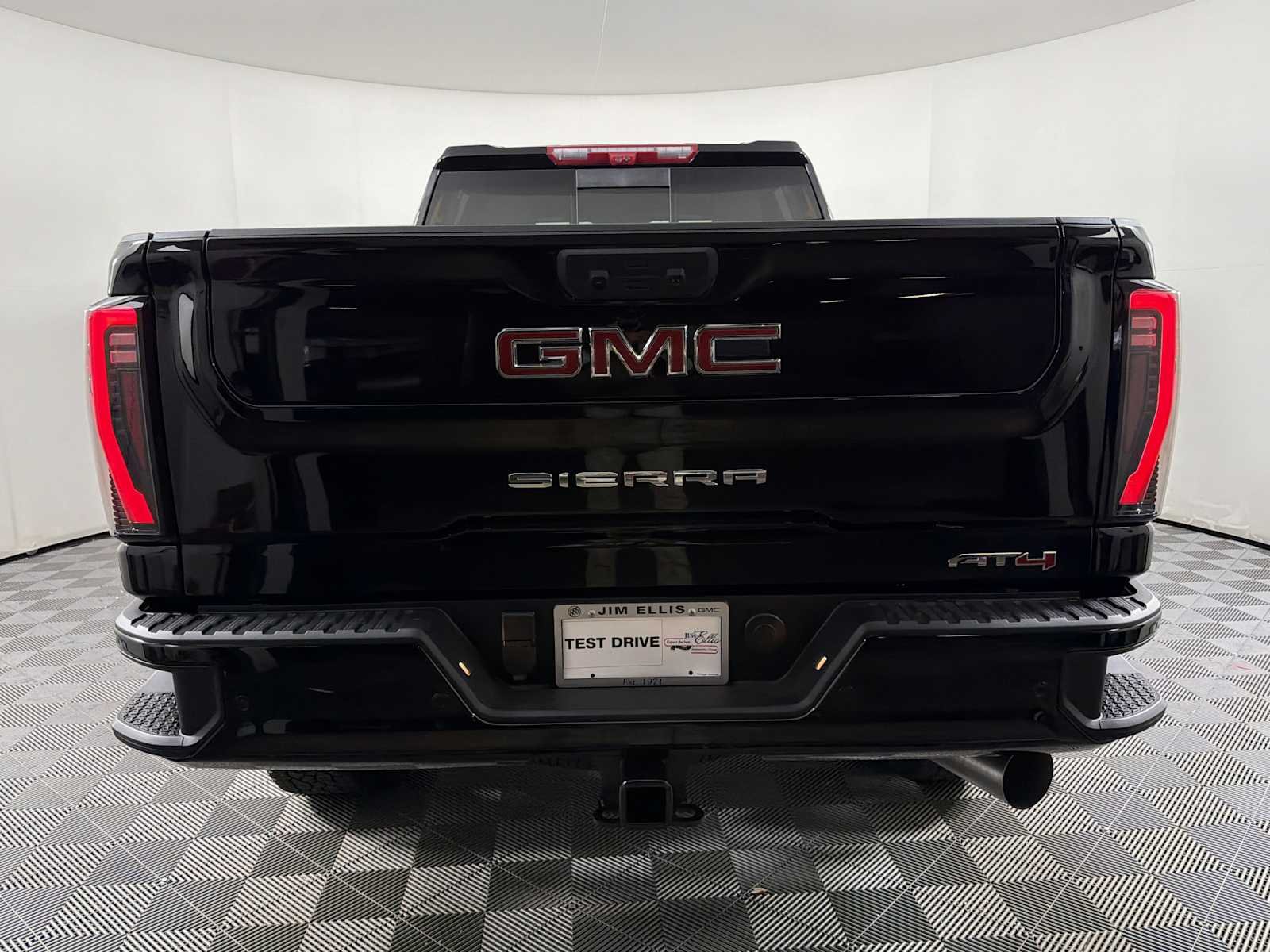 2026 GMC Sierra 2500HD AT4 - Photo 5