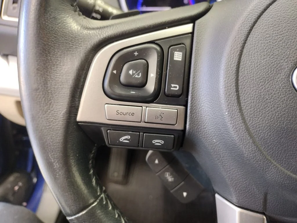 Used 2015 Blue Subaru 2.5i image 25