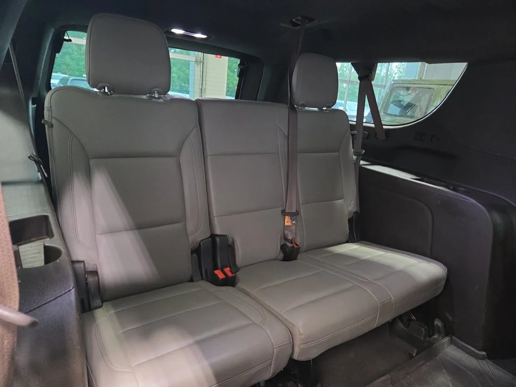 Used 2021 Gray Chevrolet Z71 image 14