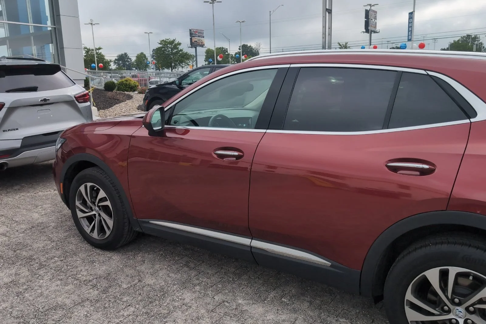 Used 2023 Cinnabar Metallic Buick Essence image 9