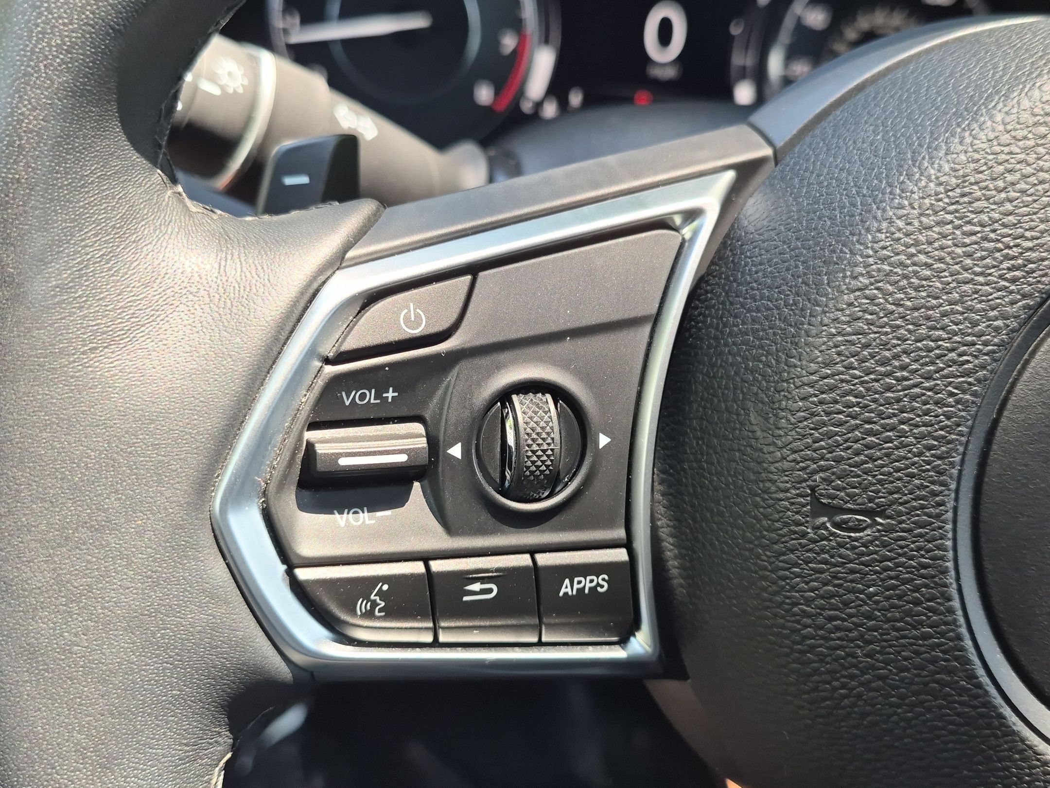 Used 2023 White Acura w/Technology Package image 14
