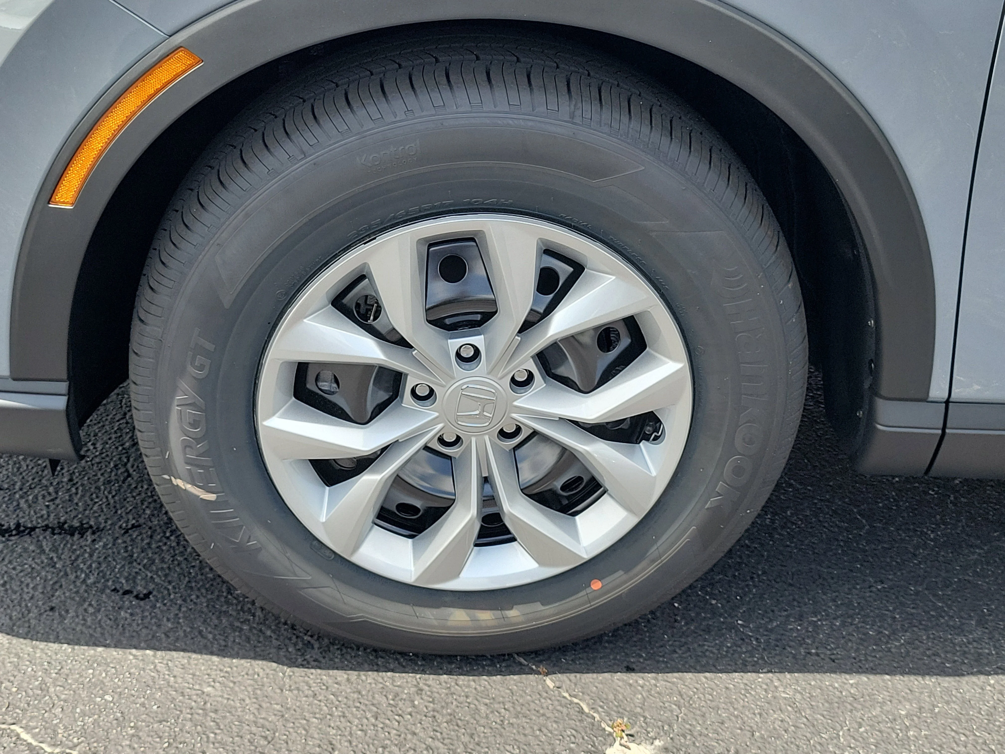 New 2026 Urban Gray Pearl Honda LX image 3