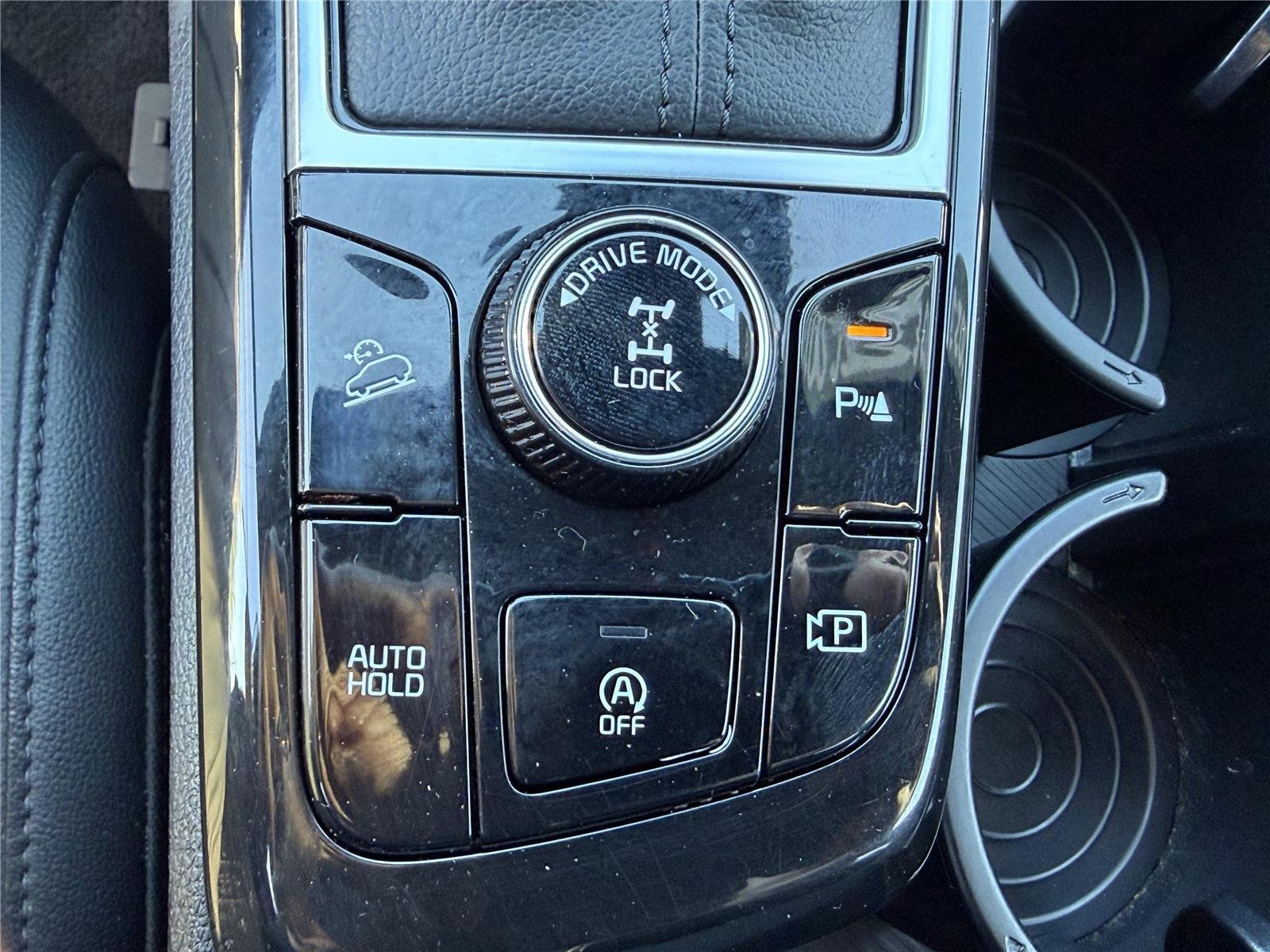 Used 2023 Wolf Gray Kia X-Line image 13