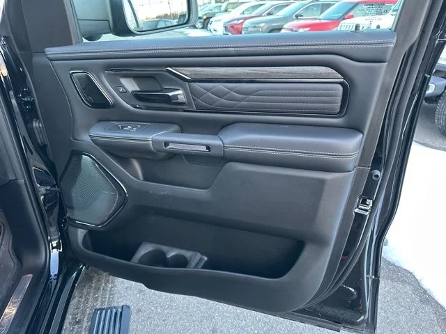 2026 RAM 1500 Limited - Photo 14