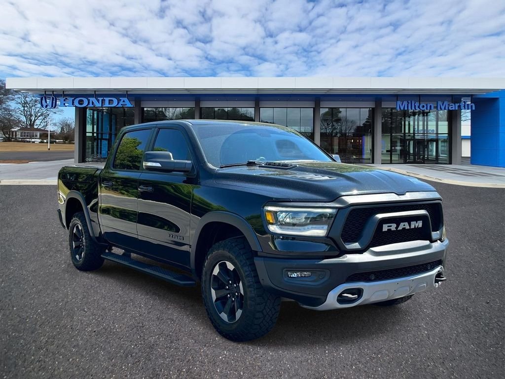 2019 RAM 1500 Rebel 4x4 Crew Cab 5'7's photo