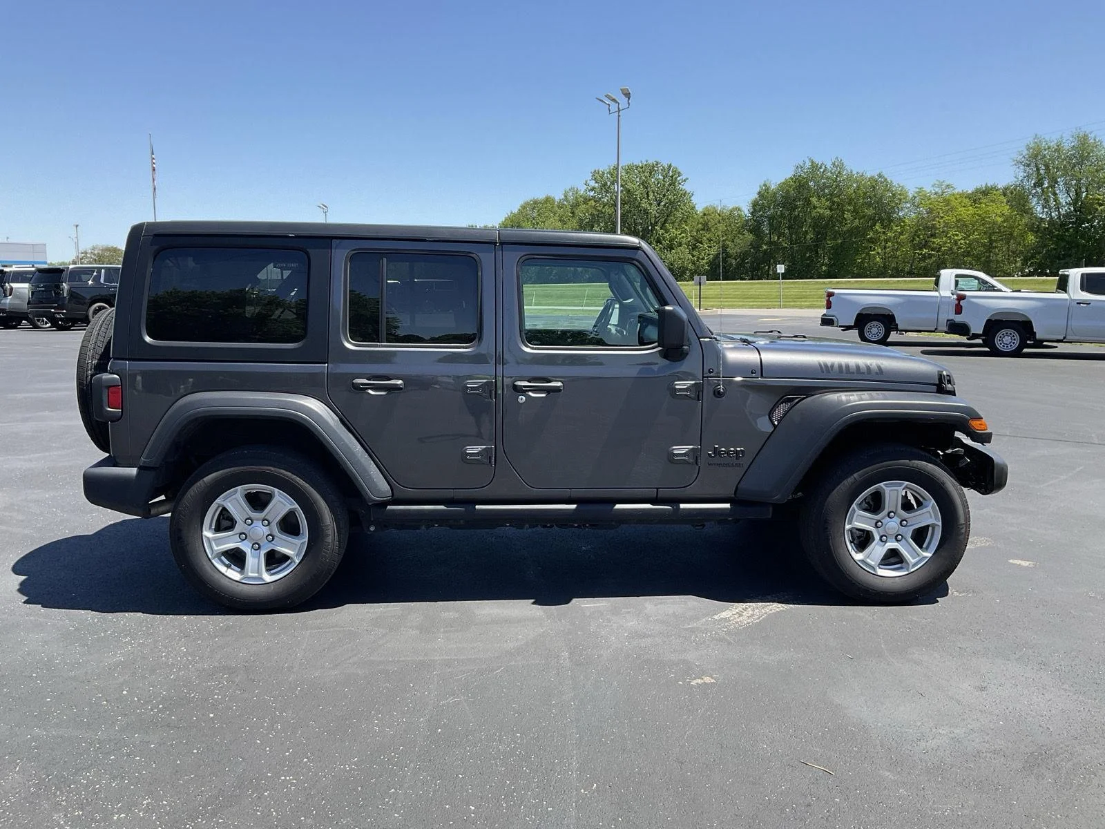 Used 2021 Gray Jeep Unlimited Willys image 8