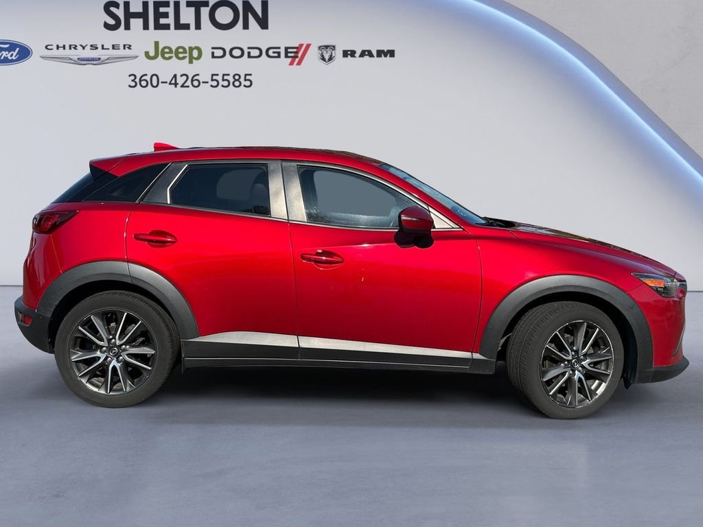 Used 2017 Soul Red Metallic Mazda Touring image 7