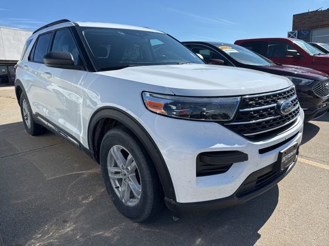 Used 2021 White Ford XLT image 1