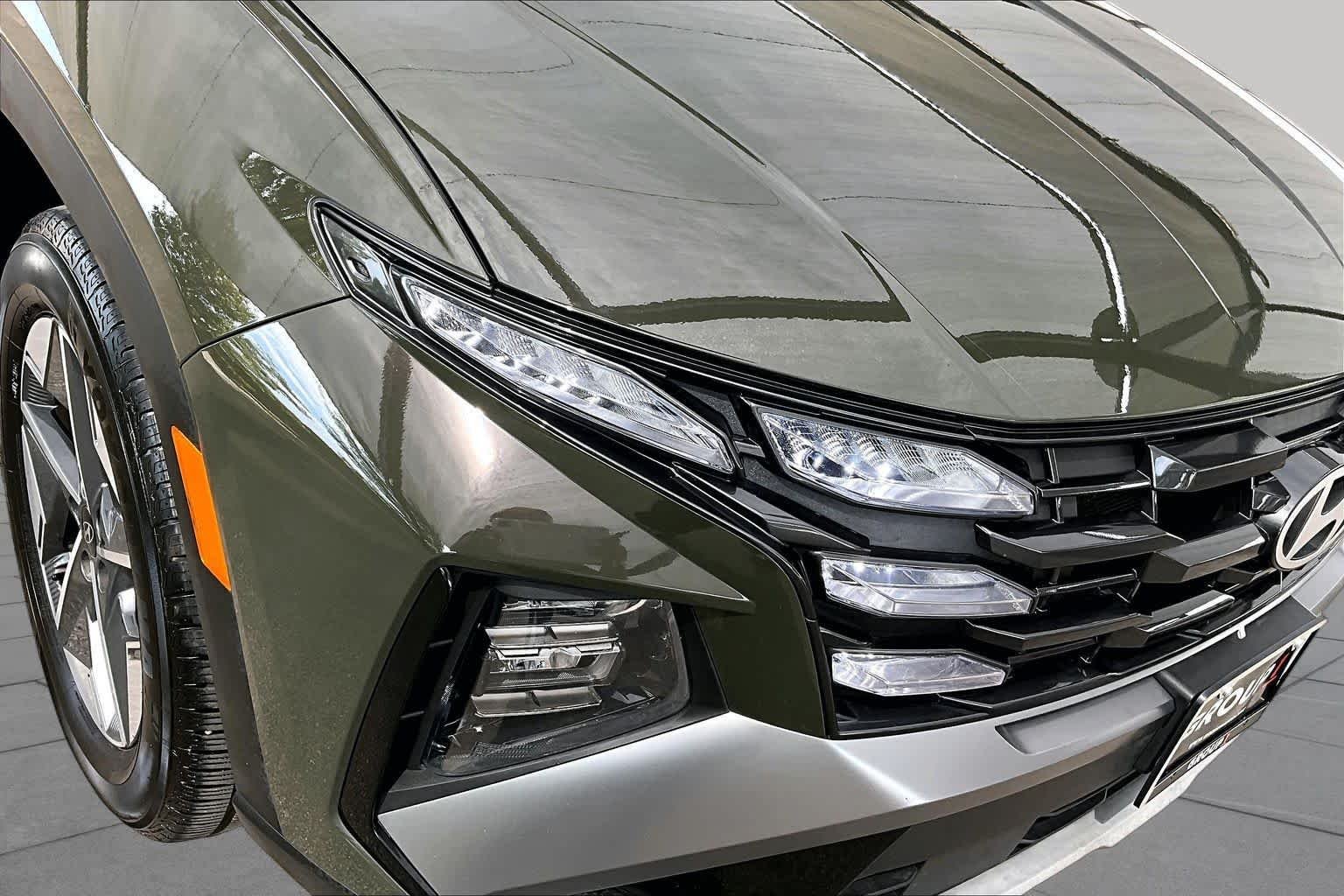 Used 2025 Rockwood Green Hyundai SEL image 27