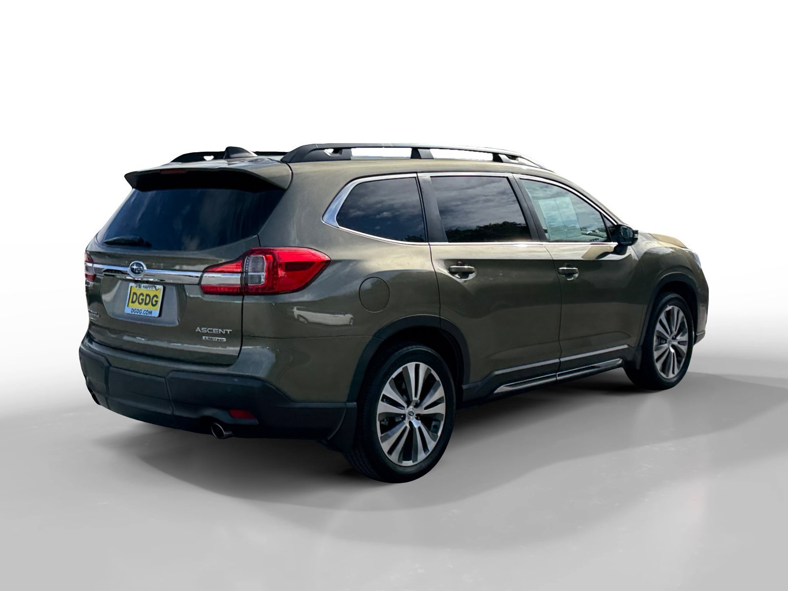 Used 2022 Autumn Green Metallic Subaru  image 5