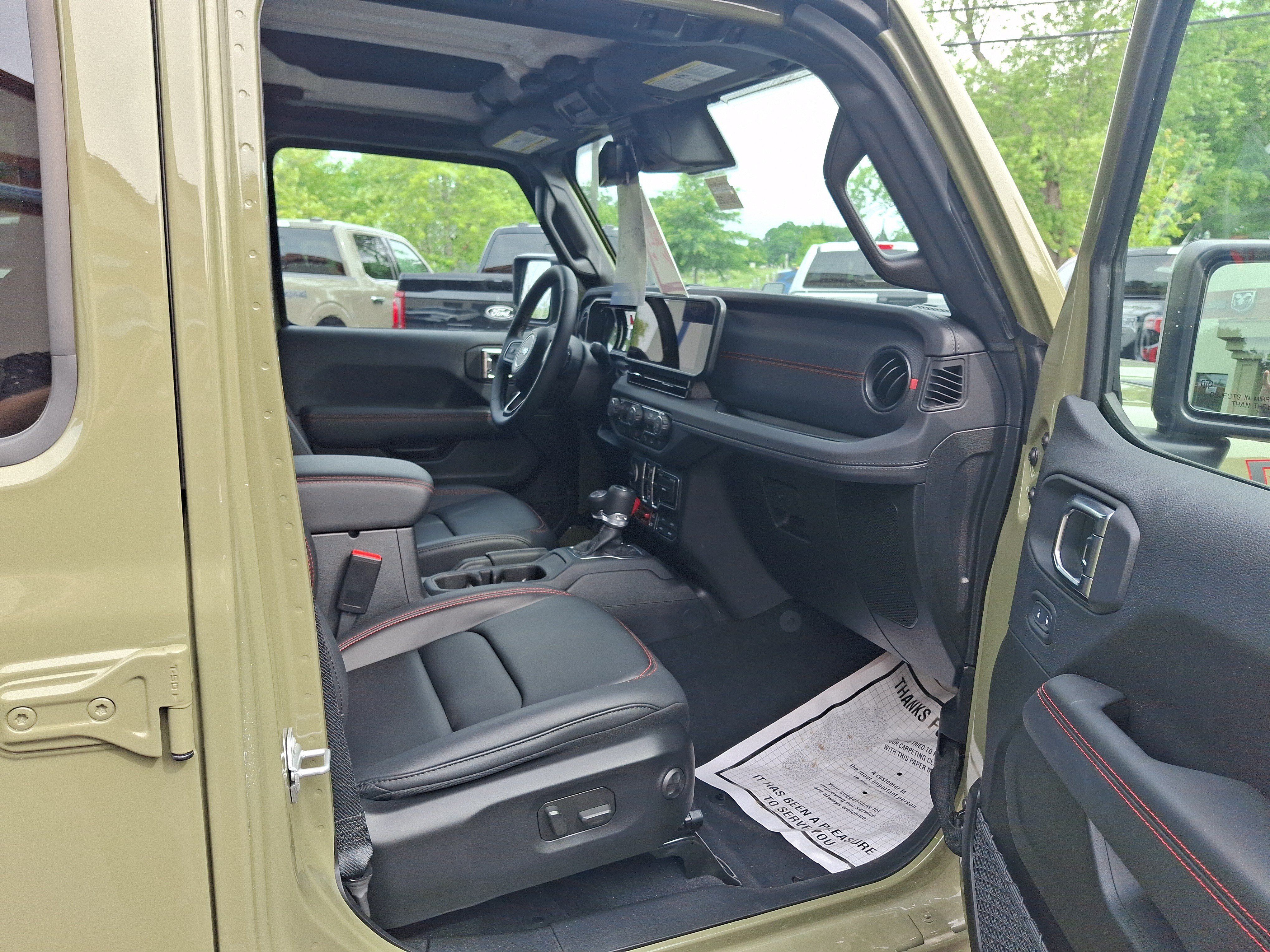 Used 2025 41 Jeep Rubicon X image 17