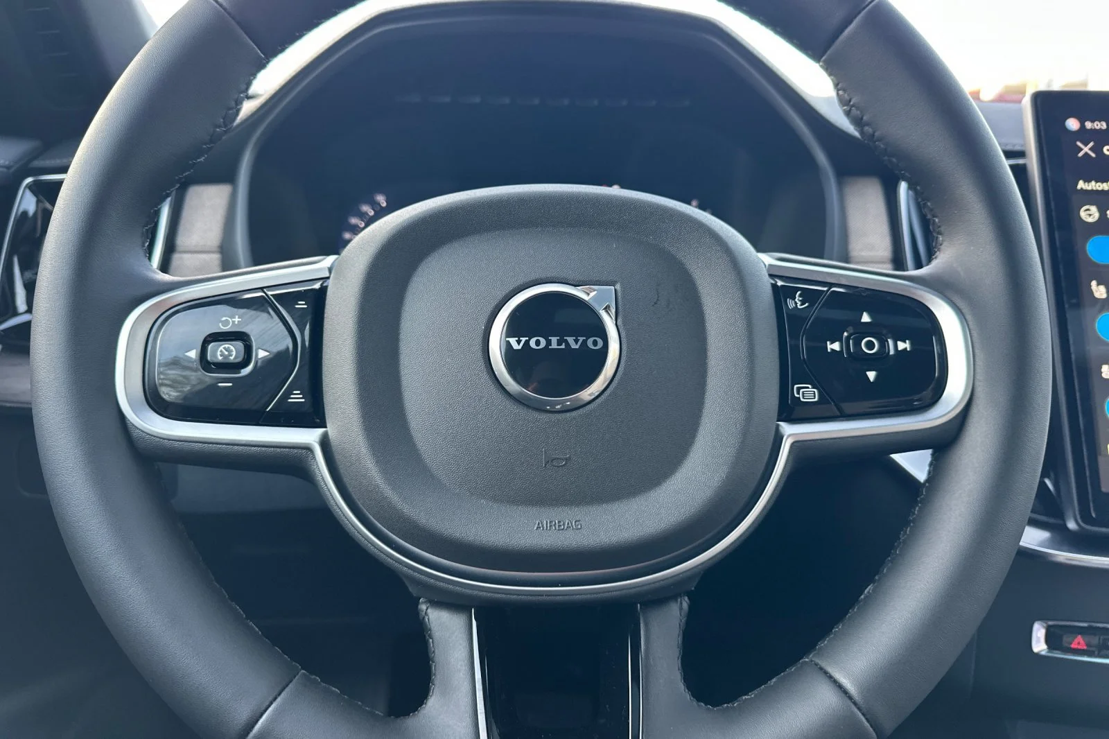 2026 Volvo XC90 Plus - Photo 22