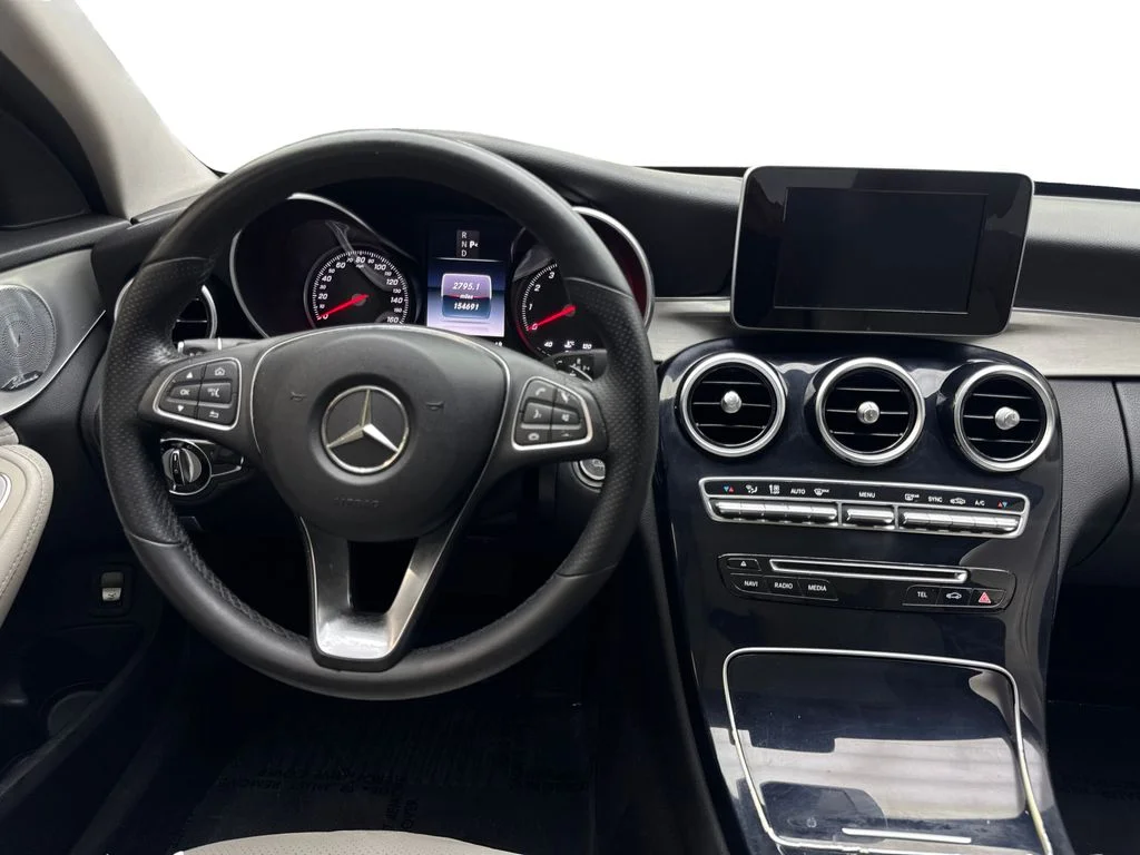 Used 2016  Mercedes-Benz C 300 image 51