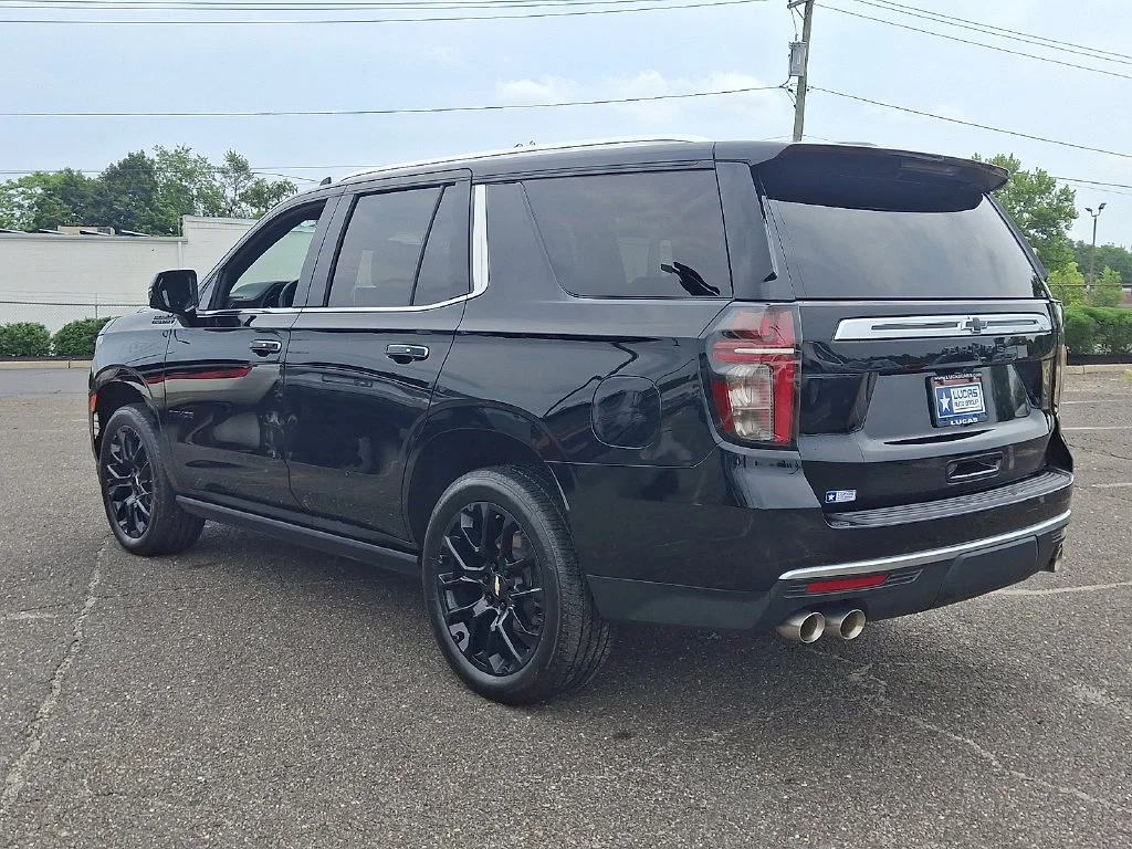 Used 2024 Black Chevrolet High Country image 8