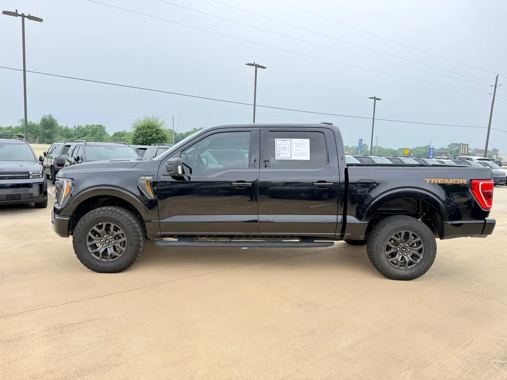 Used 2023 Agate Black Metallic Ford Tremor image 9