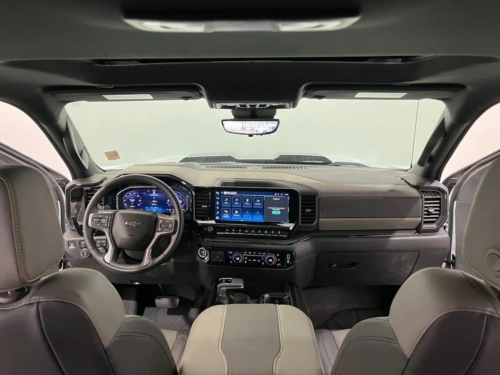 Used 2026 White Chevrolet ZR2 image 17