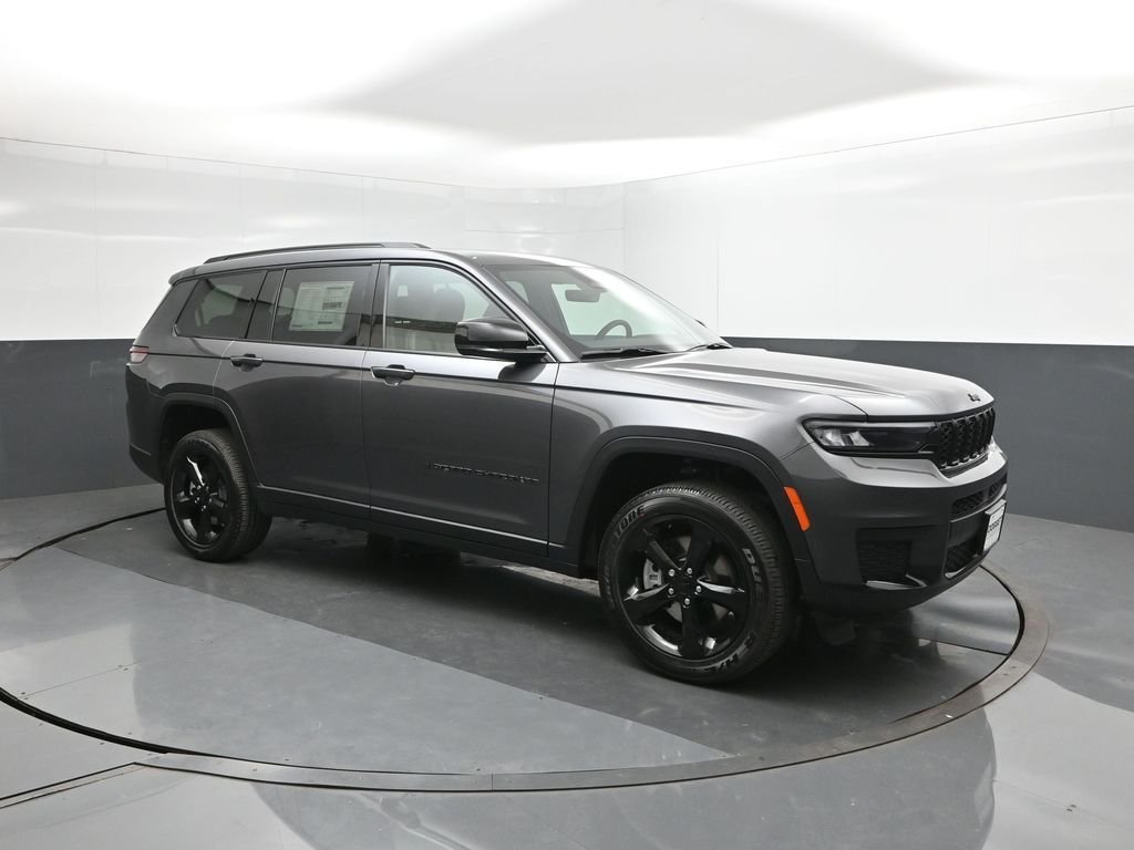 New 2025 Baltic Gray Metallic Clear-Coat Exterior Paint Jeep Altitude X image 17