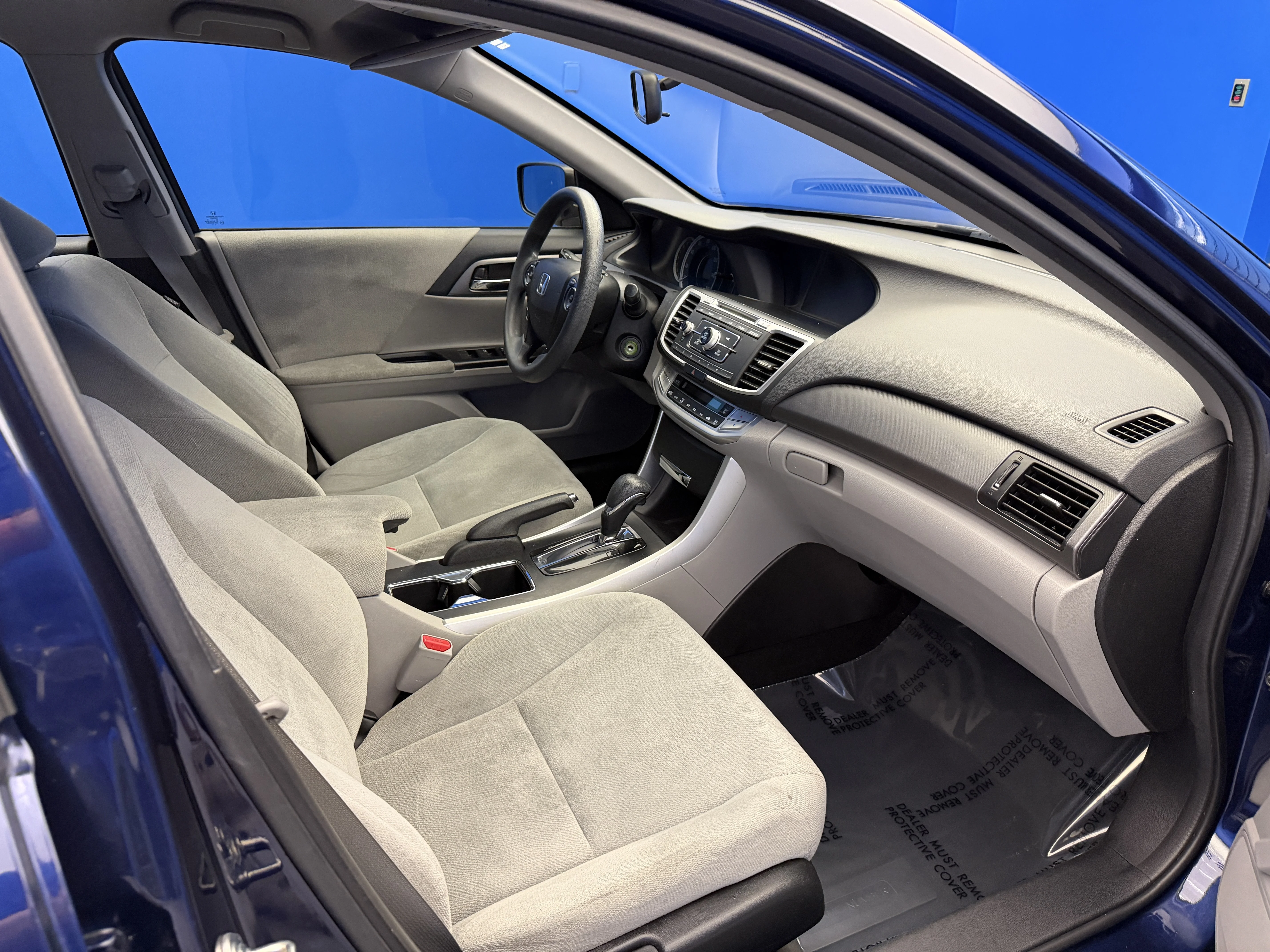 Used 2013 Obsidian Blue Pearl Honda LX image 22