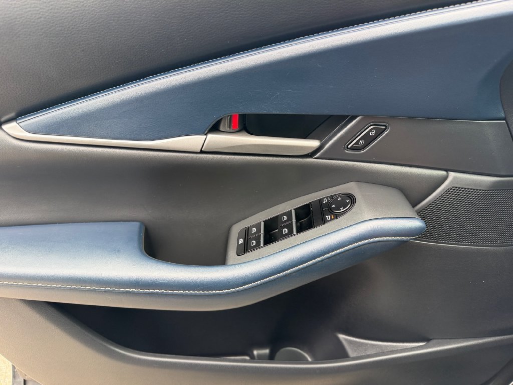 Used 2020 Gray Mazda Select image 32