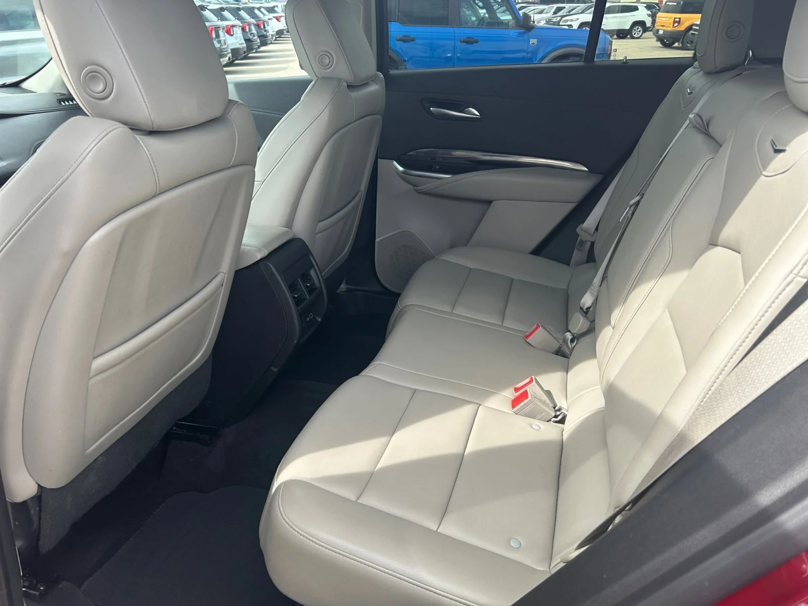 Used 2019 RED Cadillac AWD LUXURY AWD image 17