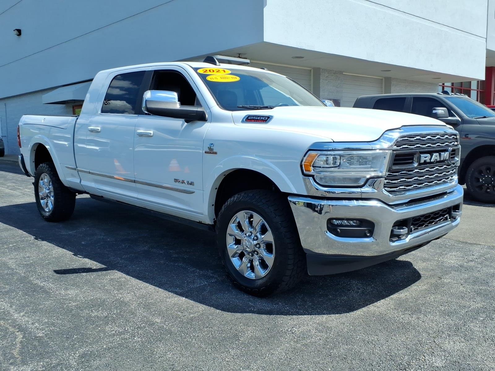 Used 2021 White RAM Limited image 3