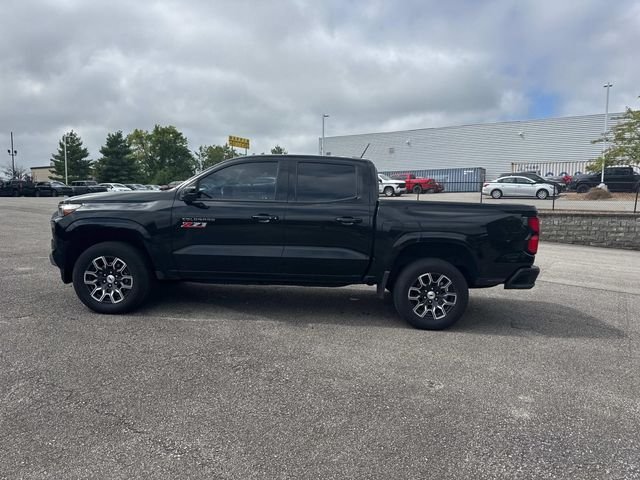 Used 2023 Black Chevrolet Z71 image 8