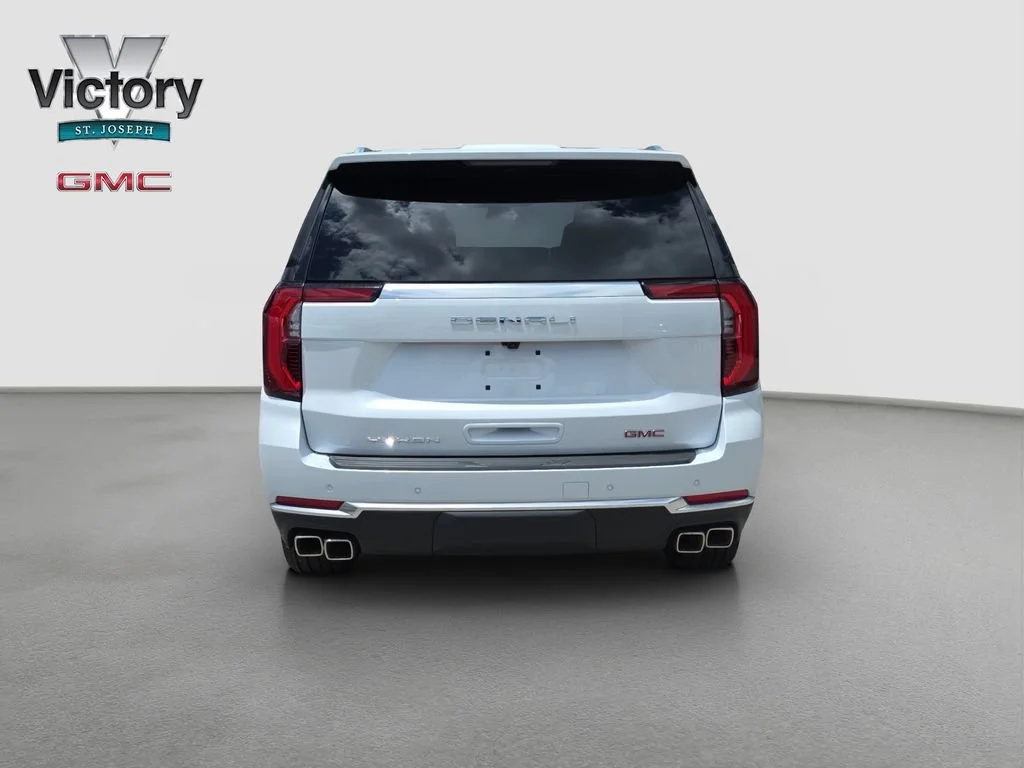 2026 GMC Yukon Denali - Photo 16