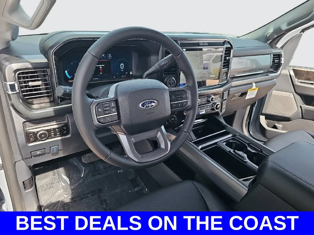 New 2026 Glacier Gray Metallic Tri-Coat Ford F-250® Lariat® image 15