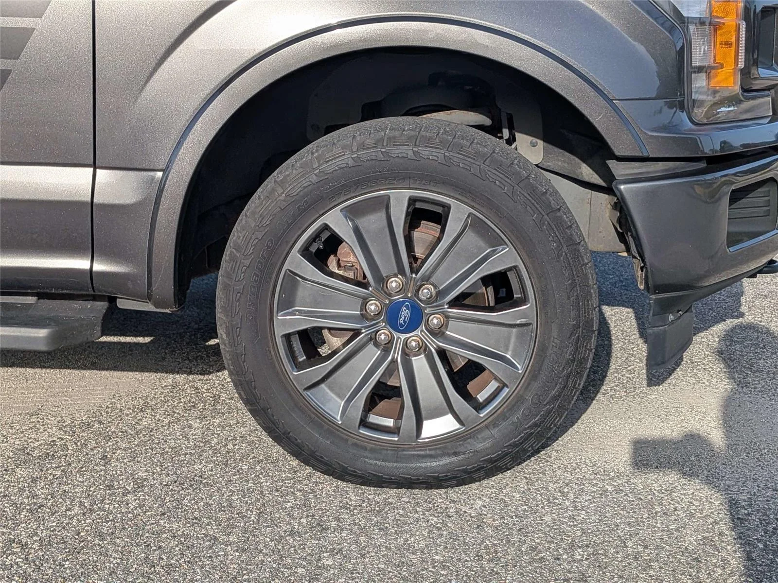 Used 2018 Gray Ford XLT image 11